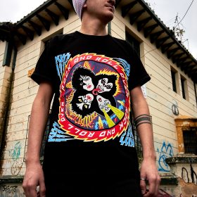 Camiseta Kiss Rock & Roll Over