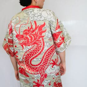 Kimono  "Llama del Dragón Rojo: Pasión y Poder"