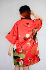 Kimono  "Noche Floral: Elegancia en la Oscuridad" - Imagen 3