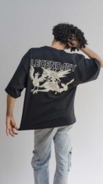 Camiseta Boxy Fit Pokemones Legendarios Negra - Imagen 3
