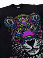 Camiseta Puntillismo Pantera Morada - Imagen 3